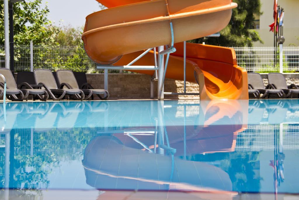 סייד Holiday City Hotel (Adults Only) מראה חיצוני תמונה